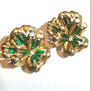Vintage Crown Trifari earrings pansy flower clip Alfred Philippe clipon floral